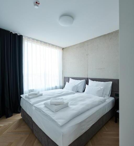 آپارتمان 3 خوابه, Neu Residences Smart Stay