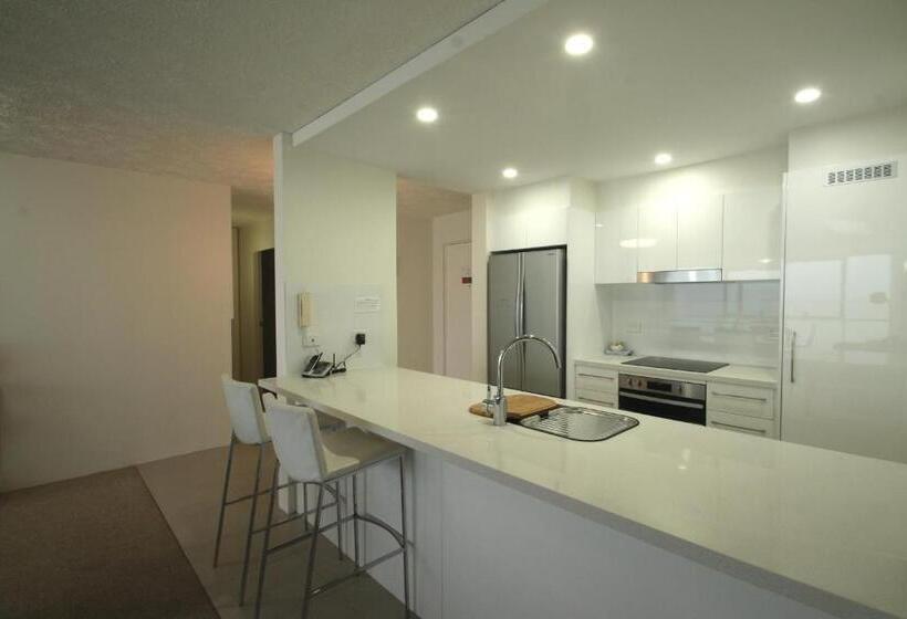 Superior 2-bedroom flat with a view, 84 The Spit Holiday Apartments