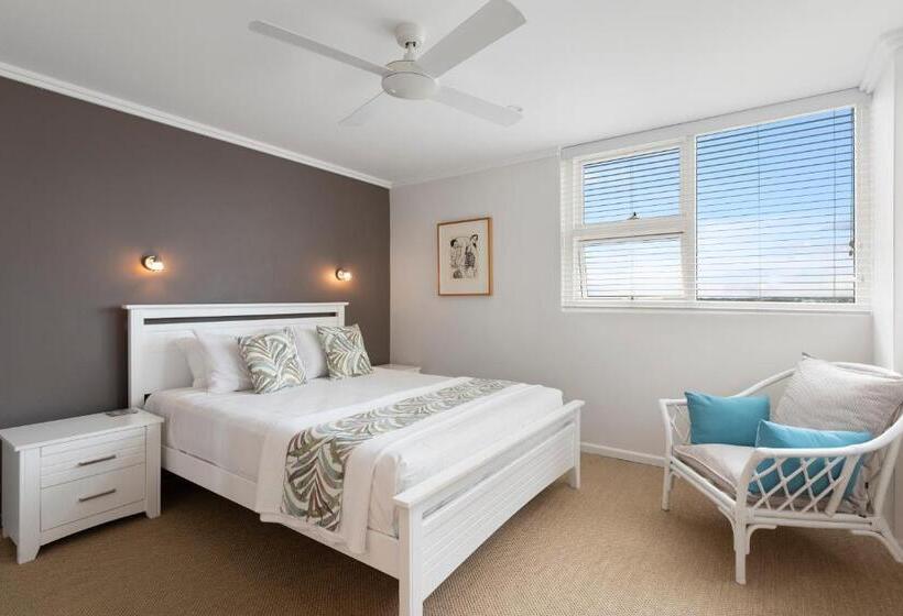 Апартаменты Ejecutiva 2 Спальни, 84 The Spit Holiday Apartments