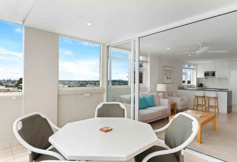 Апартаменты Ejecutiva 2 Спальни, 84 The Spit Holiday Apartments