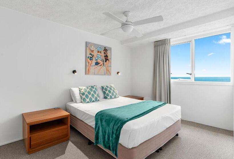 Superior 2-bedroom flat with a view, 84 The Spit Holiday Apartments