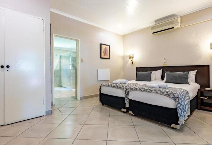 اتاق استاندارد با چشم‌انداز باغ, Numbi & Garden Suites