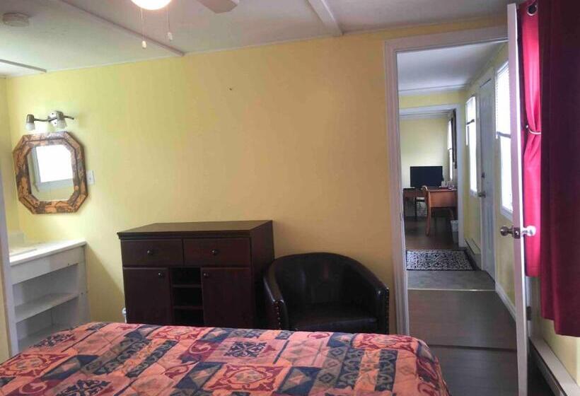 家庭套房, Lakelawn B&b Motel