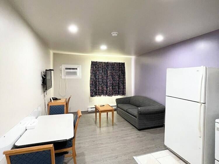 Номер Стандарт 2 Двуспальные Кровати, Thriftlodge By Wyndham Moncton