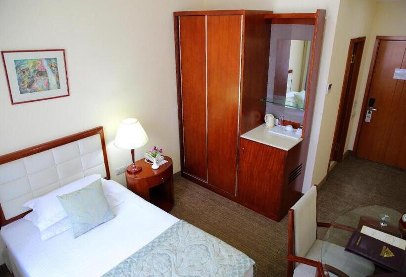 اتاق استاندارد یک نفره, Park Hotel Bishkek