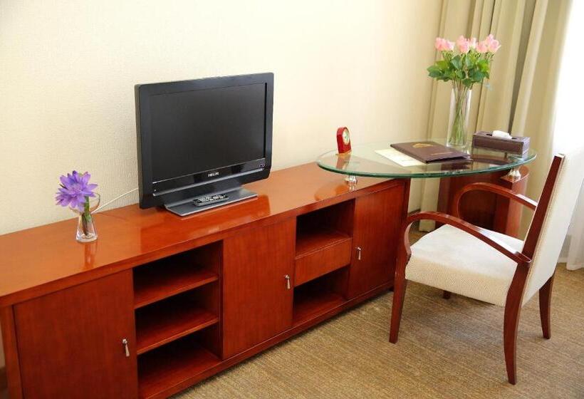 اتاق استاندارد, Park Hotel Bishkek