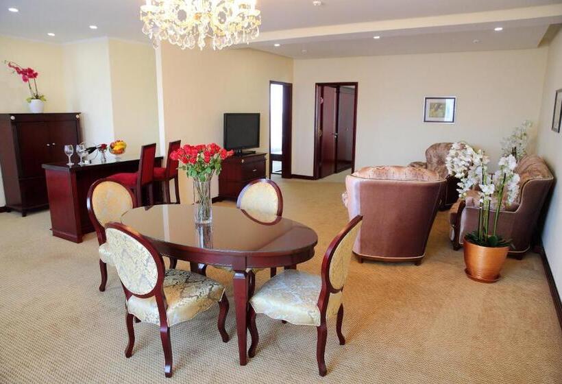 آپارتمان 2 خوابه, Park Hotel Bishkek