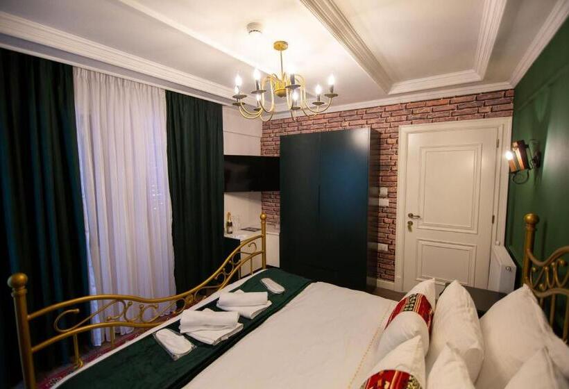 اتاق لوکس, Boutique Hotel Kooperativa