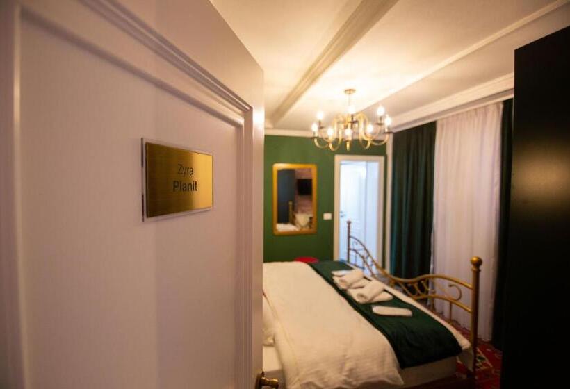 اتاق لوکس, Boutique Hotel Kooperativa