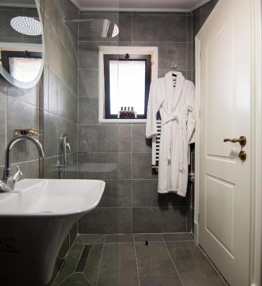 اتاق لوکس, Boutique Hotel Kooperativa