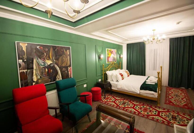 اتاق سوپریور با تخت بزرگ, Boutique Hotel Kooperativa