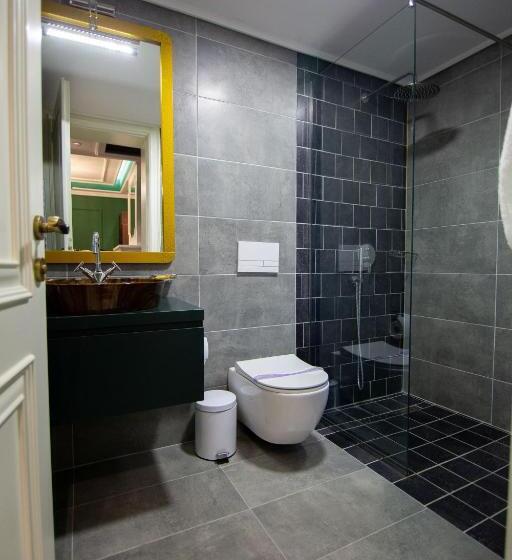 اتاق سوپریور با تخت بزرگ, Boutique Hotel Kooperativa