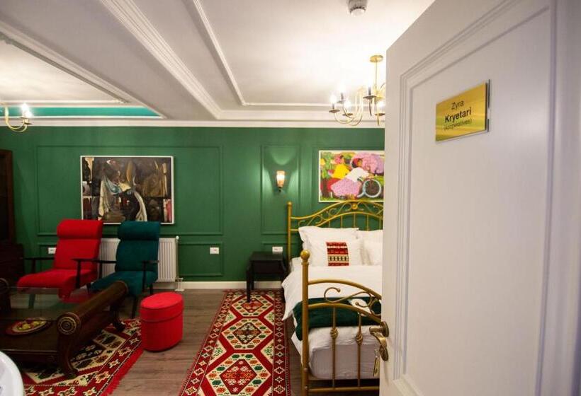 اتاق سوپریور با تخت بزرگ, Boutique Hotel Kooperativa