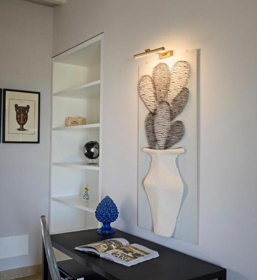 اتاق لوکس, Poggio Leano Boutique