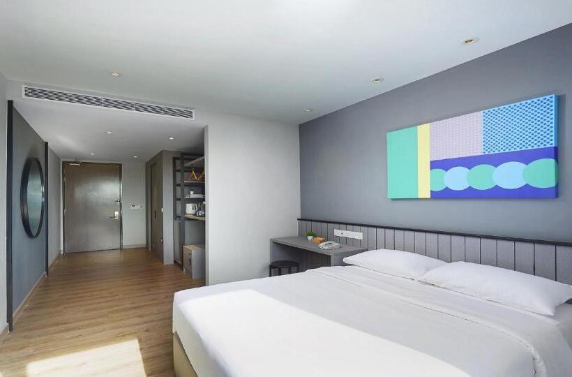 استودیوی استاندارد با تخت دو نفره بزرگ, Komune Living & Wellness In The Park