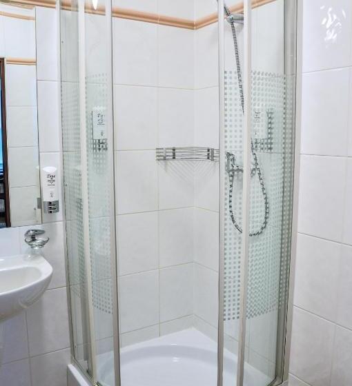 Номер Economy, Piramida Park Hotel & Wellness