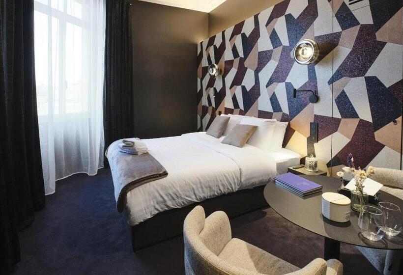 Номер Стандарт, Maison Heym Bordeaux