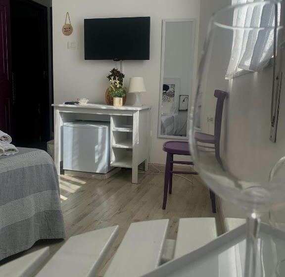 اتاق استاندارد, B&b Giallolumia