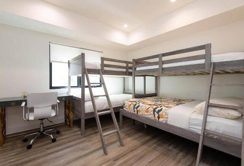 Апартаменты 3 Спальни, Regency Modern Apartments