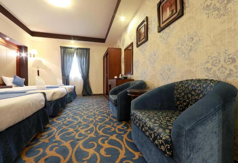 Economy Triple Room, Burj Al Saif