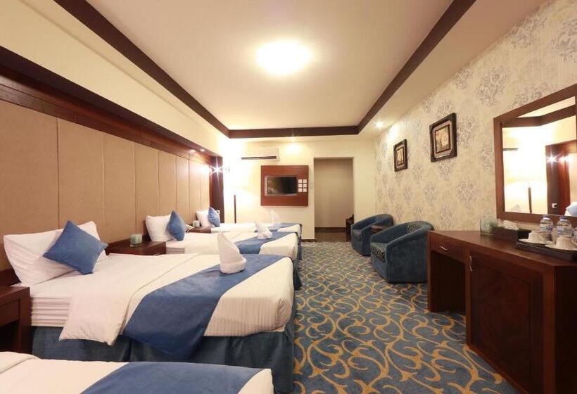 Economy Quadruple Room, Burj Al Saif