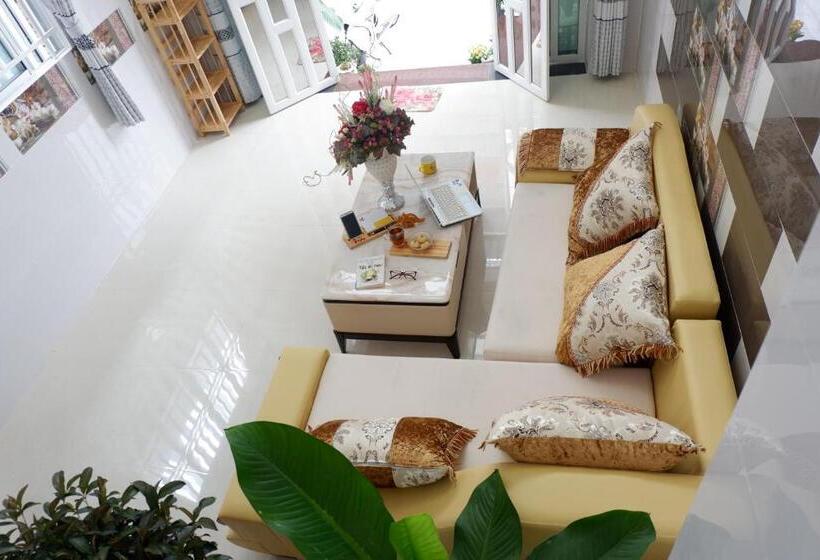اتاق استاندارد با تخت بزرگ, Thịnh S House