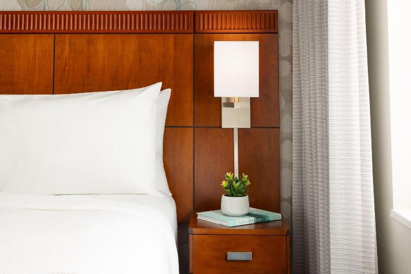 Стандартный Номер Кровать Кинг, Courtyard By Marriott Potomac Mills Woodbridge