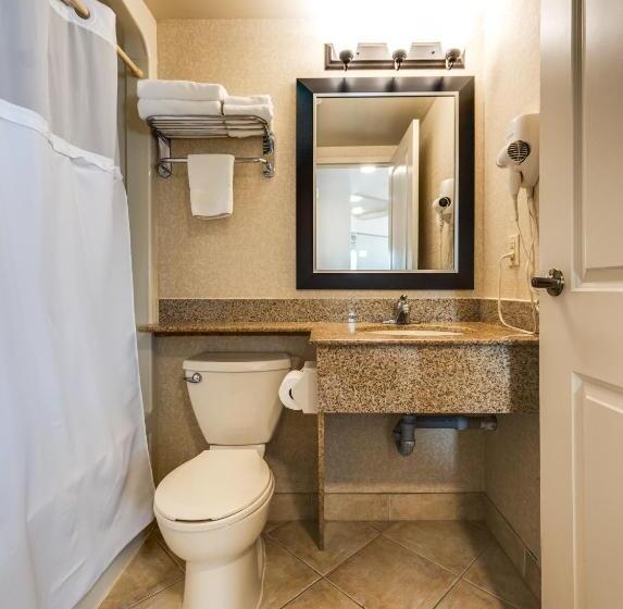 Номер Стандарт Двуспальная Кровать, Monte Carlo Inn & Suites Downtown Markham
