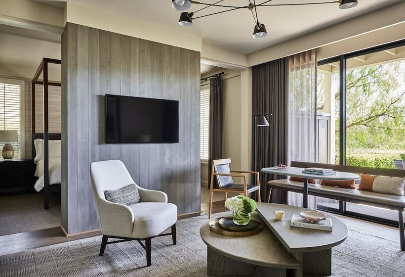 Люкс, Rosewood Sand Hill