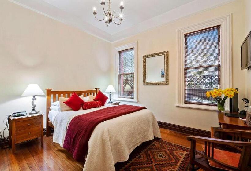 غرفة قياسية, The Classic Villa