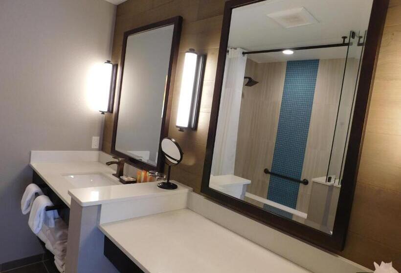 Quarto Estandar, Wave Street Inn