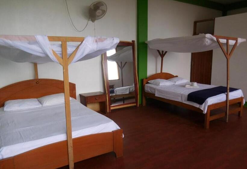 اتاق استاندارد با سرویس بهداشتی مشترک, Tambopata Hostel