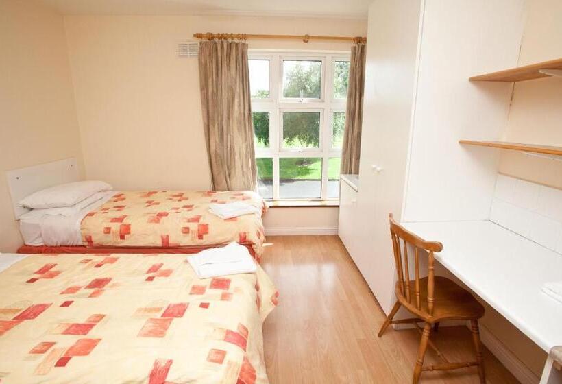 اتاق استاندارد, Courtbrack Accommodation   Hostel