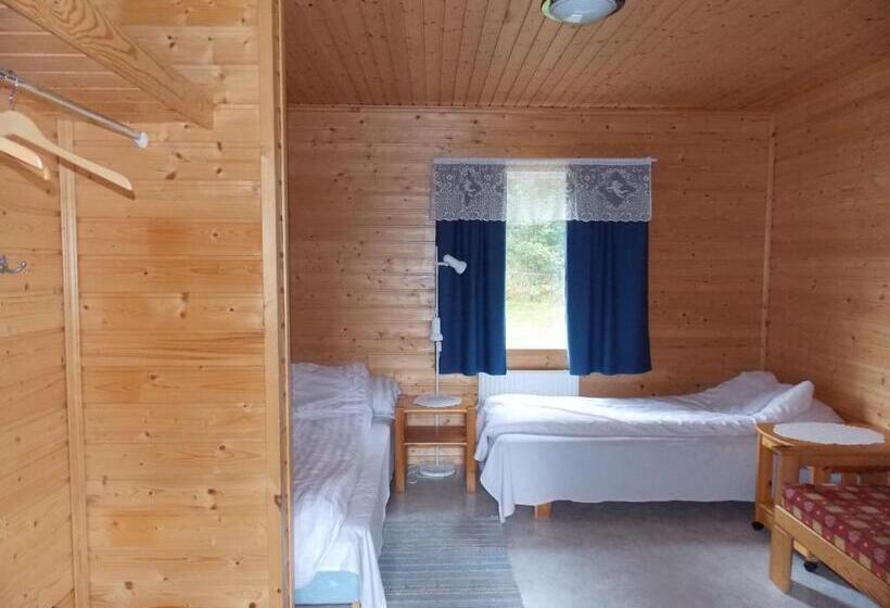 Номер Стандарт Четырехместный Совместный Санузел, Söderhagen Camping Och Gästhem