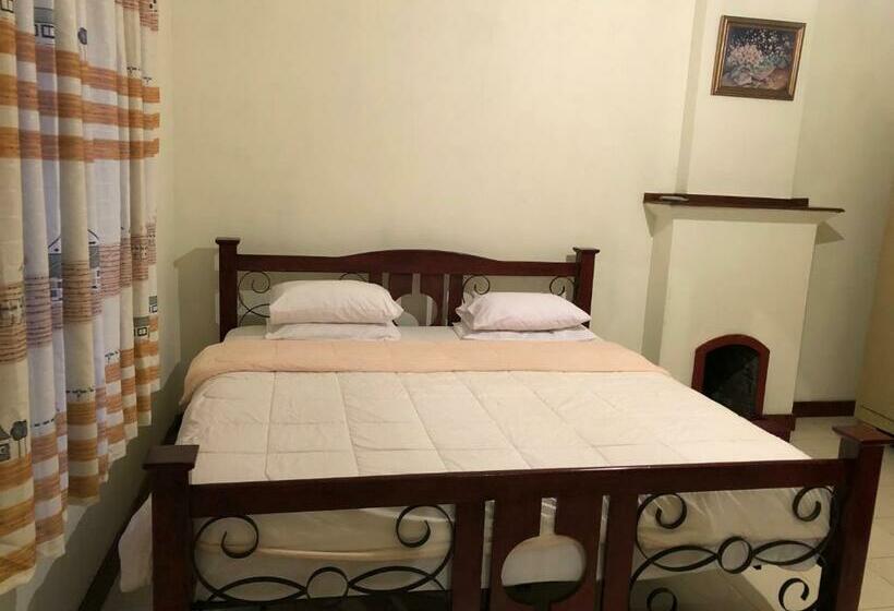 اتاق لوکس با تخت بزرگ, Bungalow 28