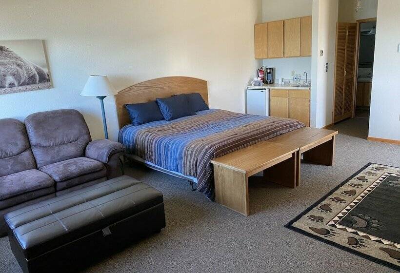 Cabana, King Halibut Lodge