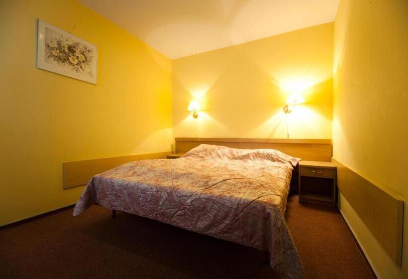 اتاق استاندارد, Hostel Malinowski City