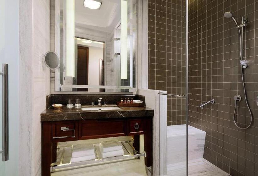 اتاق کلاسیک با تخت دونفره, Sheraton Grand Adana