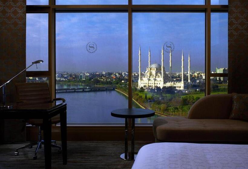 Classic room with river view, Sheraton Grand Adana