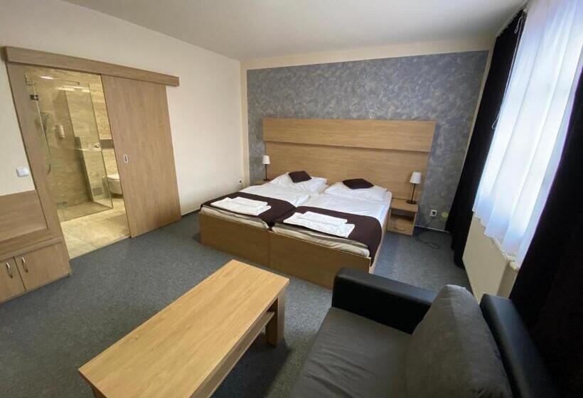 Quarto Deluxe, Zebetinsky Dvur Brno