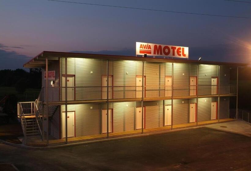 Номер Стандарт Трехместный, Fairsleep Avia Motel Gmünd