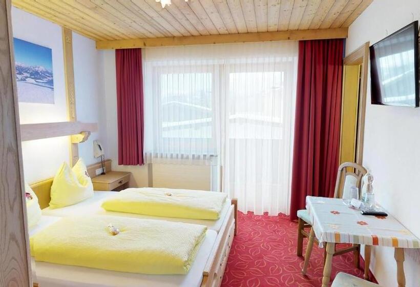 기본룸, Familienhotel Central