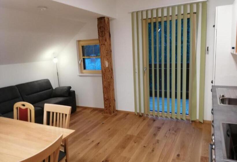 Апартаменты 1 Спальня с Балконом, Ferienhof Gindl Und Gästehaus Gindl