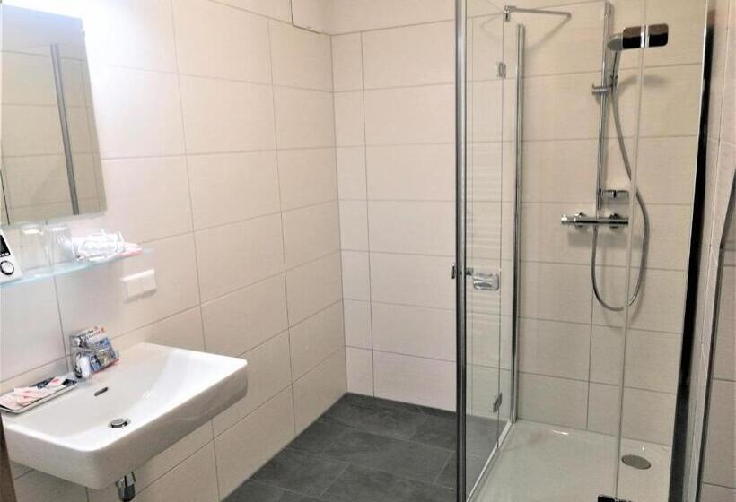 Апартаменты 1 Спальня с Балконом, Ferienhof Gindl Und Gästehaus Gindl