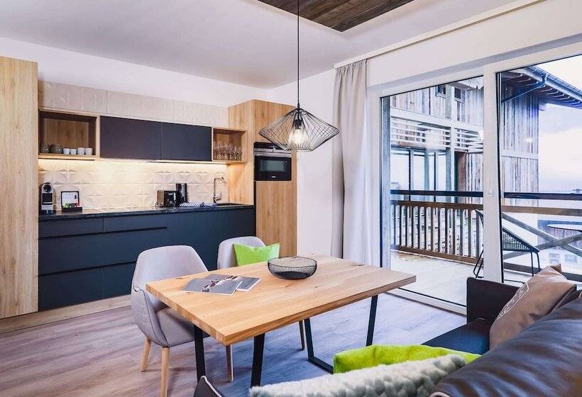 استودیوی استاندارد, Stockinggut By Avenida Hotel & Residences