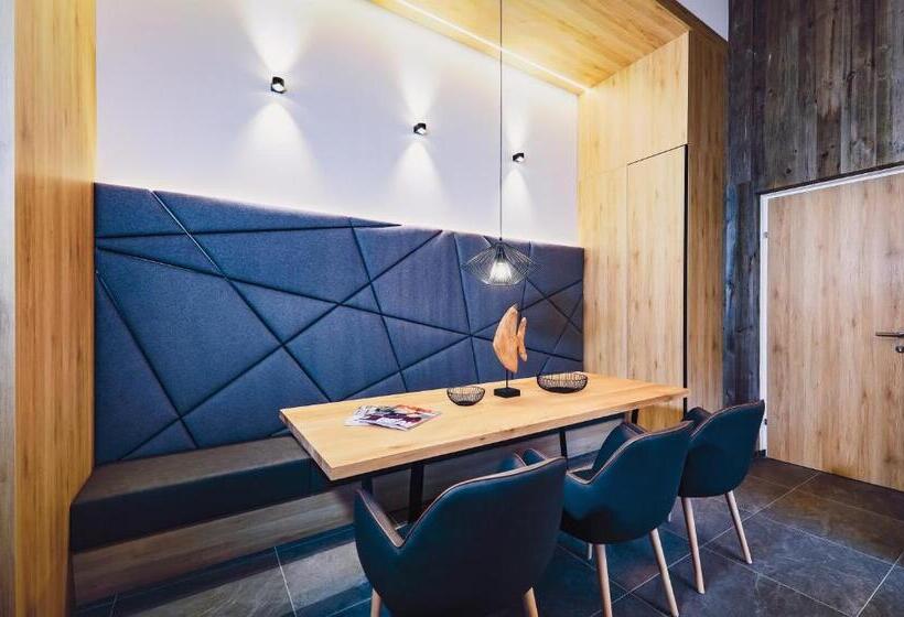 سوئیت پنت هاوس, Stockinggut By Avenida Hotel & Residences