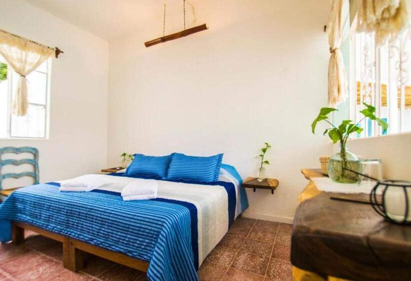 سوییت سوپریور, Casa Pancho Playa
