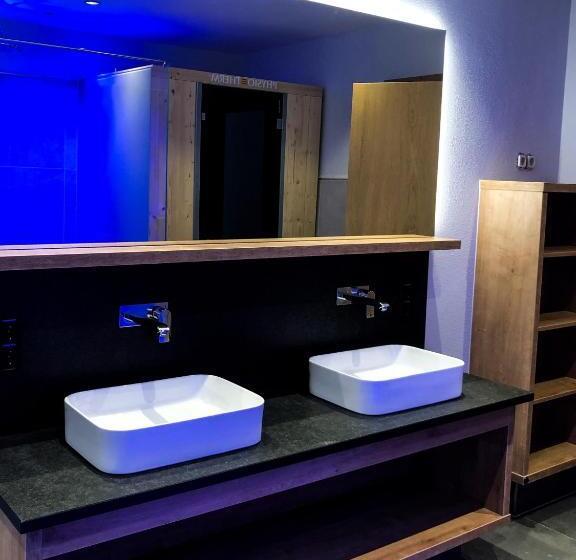 침실 2개 아파트, Das Luggi Appartements