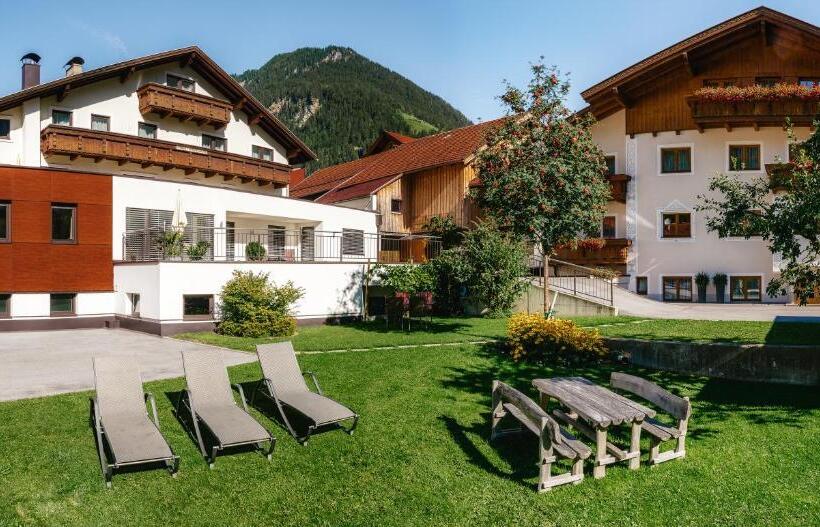 Апартаменты 3 Спальни, Pension Gabl
