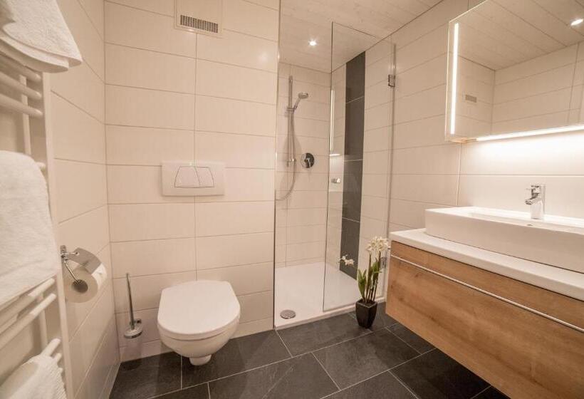Люкс с Балконом, Gästehaus Haag